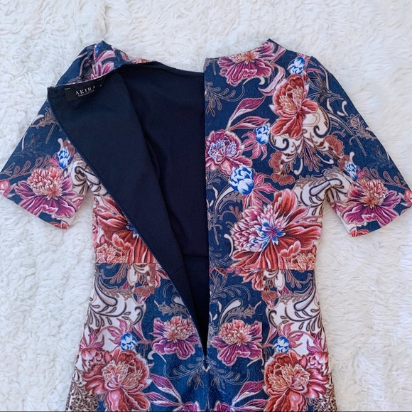 AKIRA Midi Mermaid Cocktail Dress Elegant Pattern - Picture 7 of 7